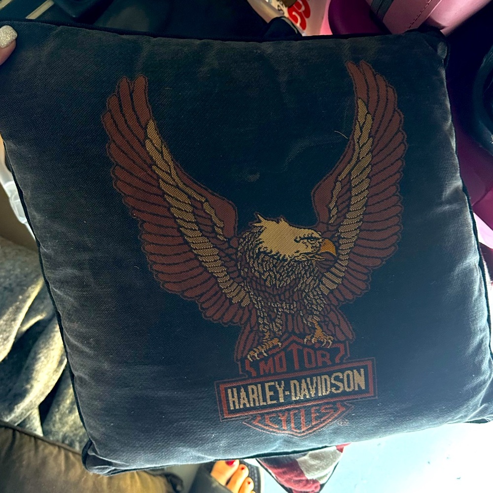 HARLEY DAVIDSON THROW PILLOW